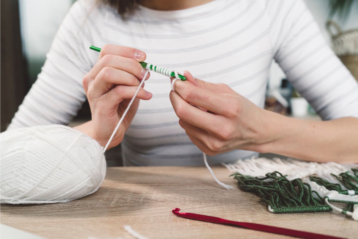 best crochet kits 2024