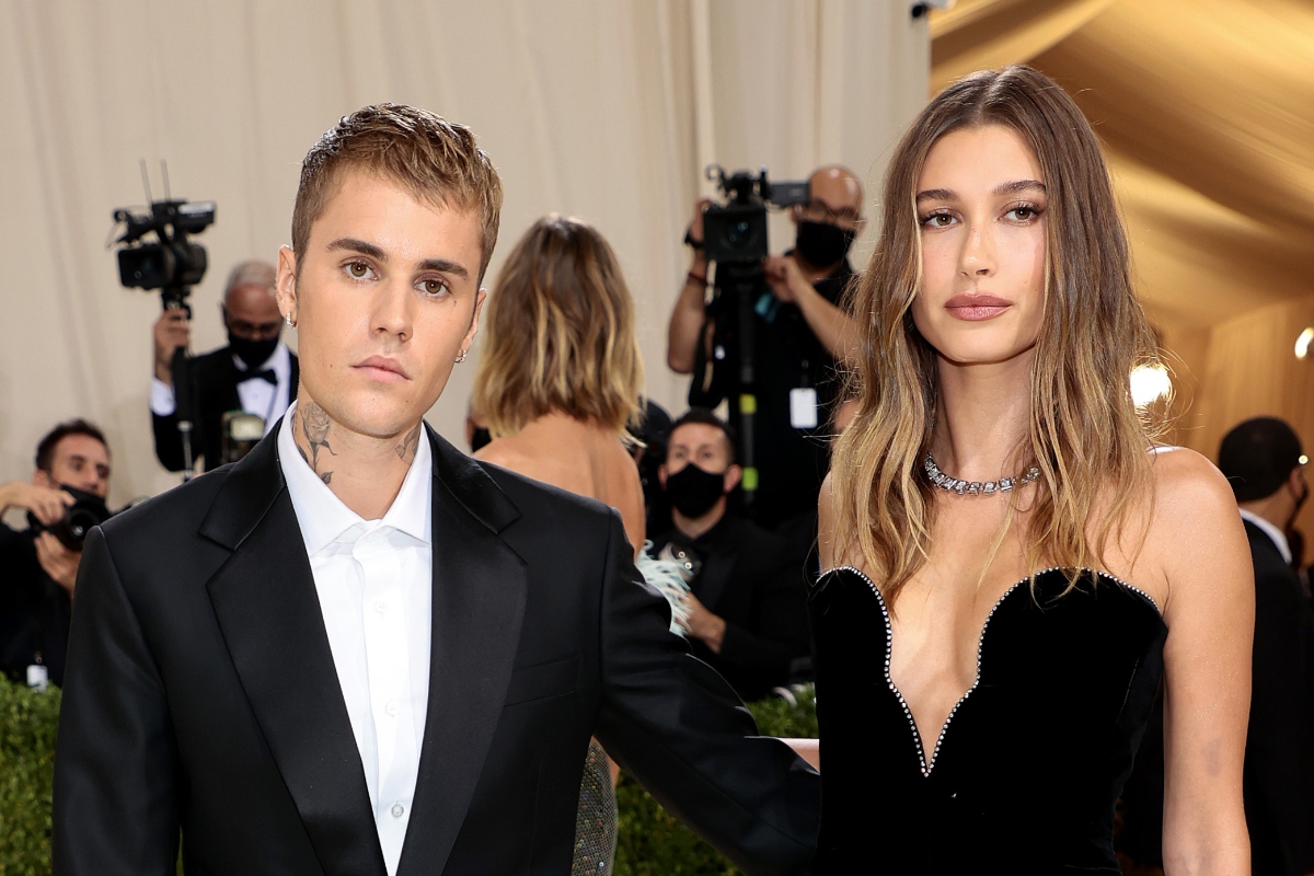 hailey-biebers-dad-sparks-concern-with-request-for-prayers-for-her-justin-bieber