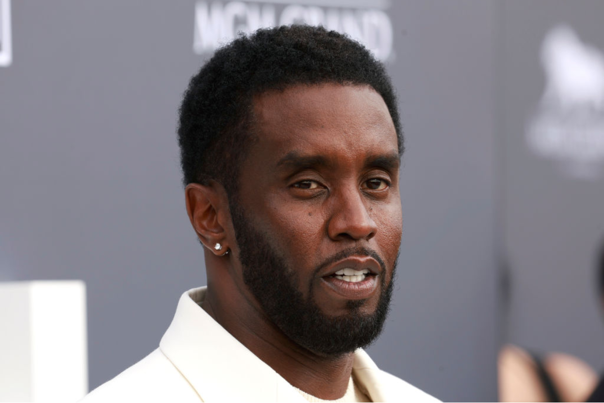 Diddy-appears-stressed-outside-home-amid-trafficking-investigations