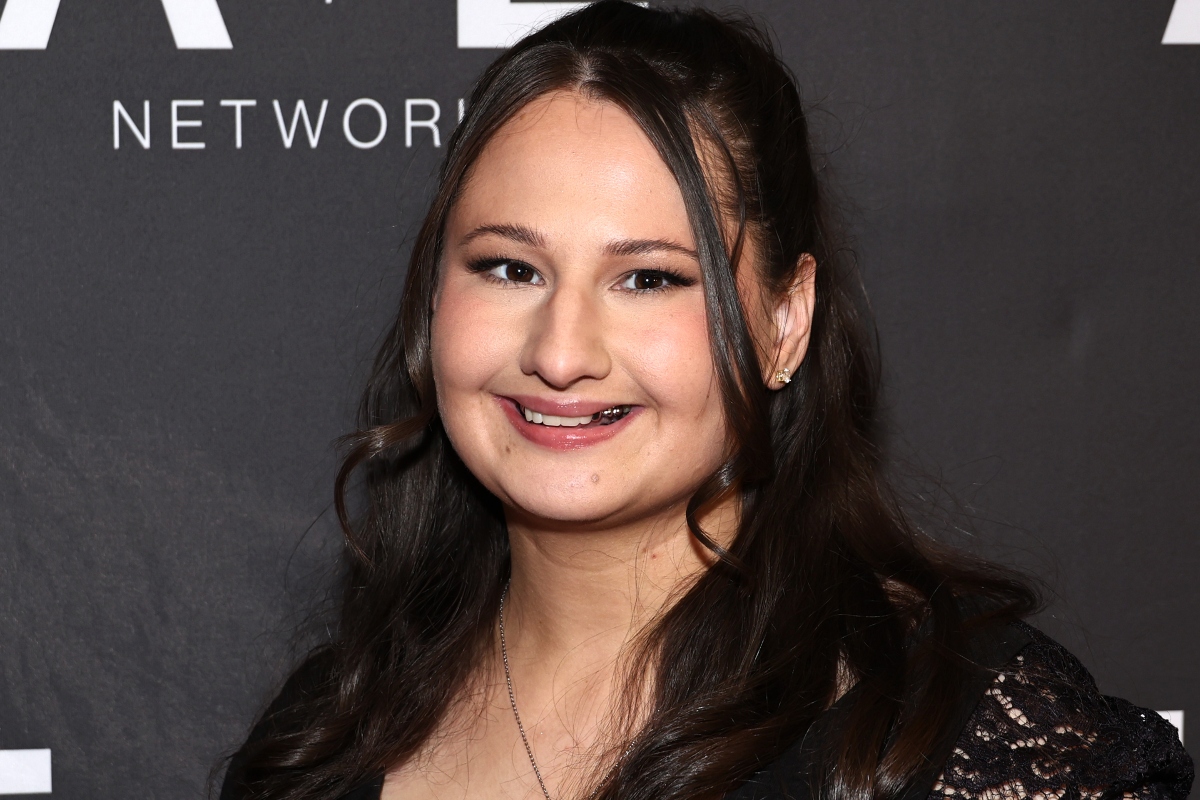 gypsy-rose-blanchard-does-video-interview-with-ex-fiance-ken-urker-claims-theyre-just-friends