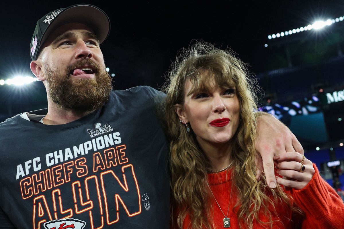 how-taylor-swifts-workout-routine-compares-to-nfl-star-boyfriend-travis-kelces