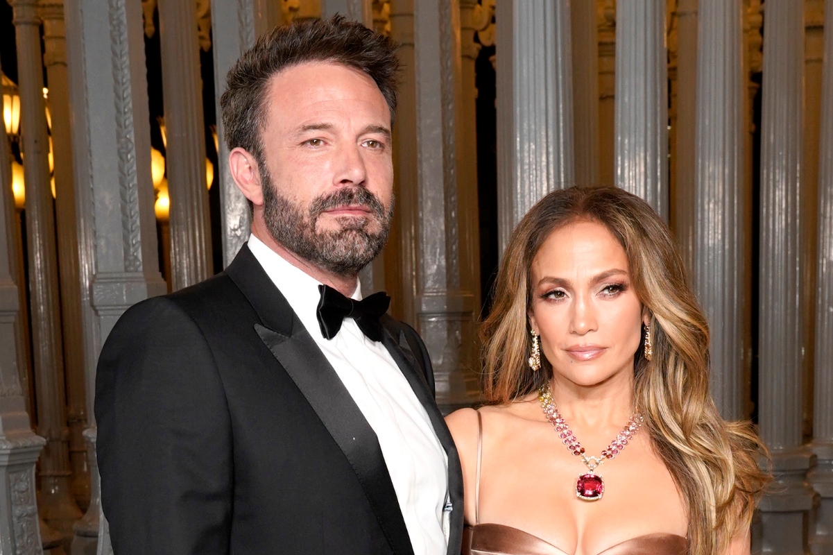 ben-affleck-attends-his-jennifer-garners-daughters-graduation-party-without-jennifer-lopez
