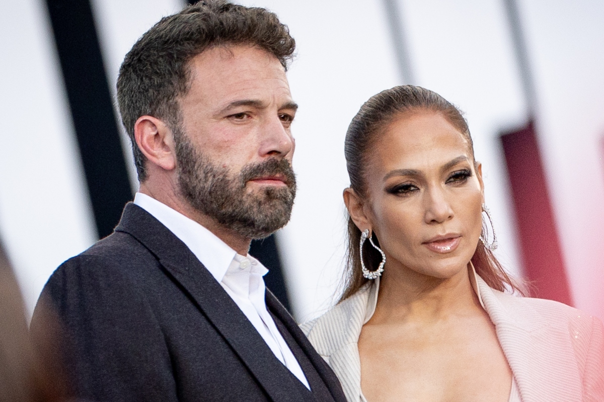 ben-afflecks-wedding-ring-returns-amid-jennifer-lopez-divorce-rumors