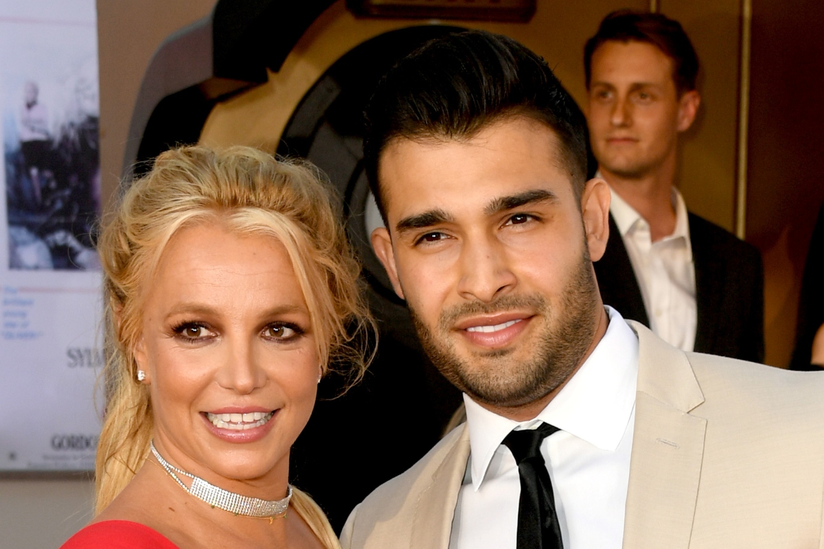 britney-spears-and-sam-asghari-finalize-divorce-8-months-after-revealing-split