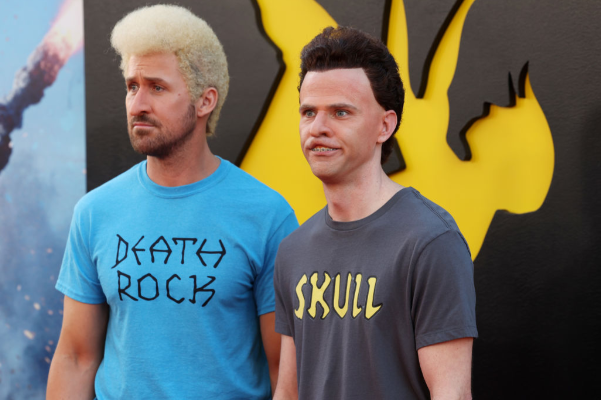 ryan-gosling-and-mikey-day-reunite-as-beavis-and-butt-head-at-the-fall-guy-premiere-after-viral-snl-skit