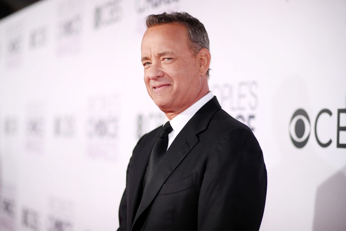 tom-hanks-hilariously-asks-son-chet-to-fill-him-in-on-drake-kendrick-lamar-beef-holy-cow