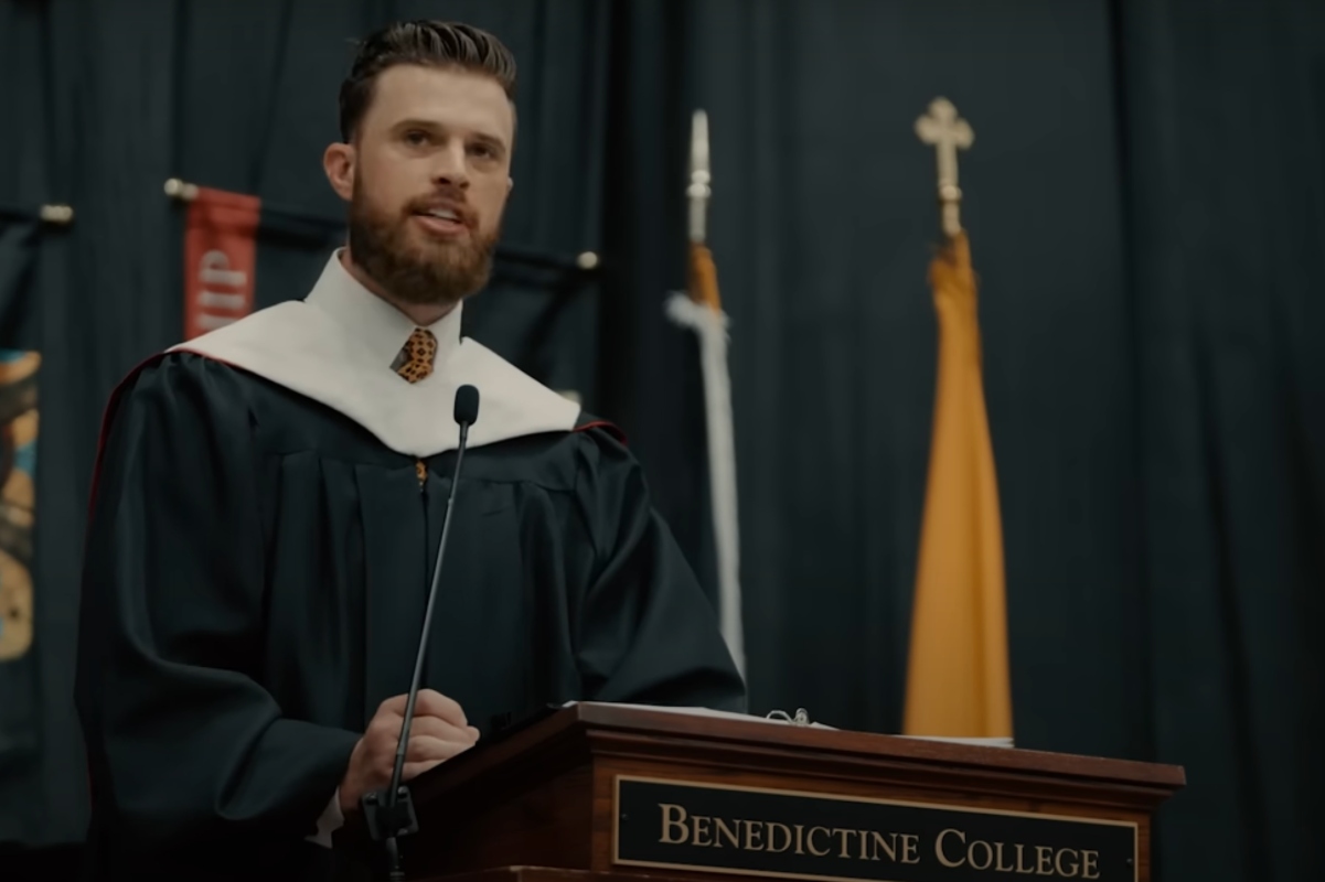 travis-kelces-teammate-harrison-butker-slammed-for-bigoted-misogynistic-commencement-speech