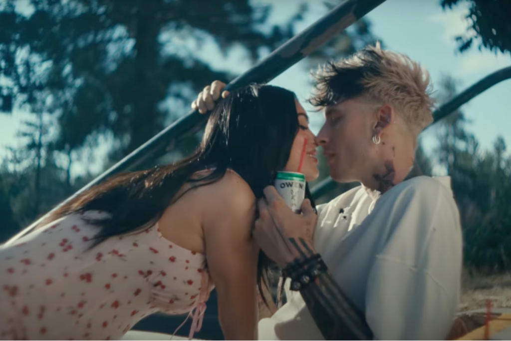 megan-fox-sparks-pregnancy-rumors-with-baby-bump-in-machine-gun-kelly-video