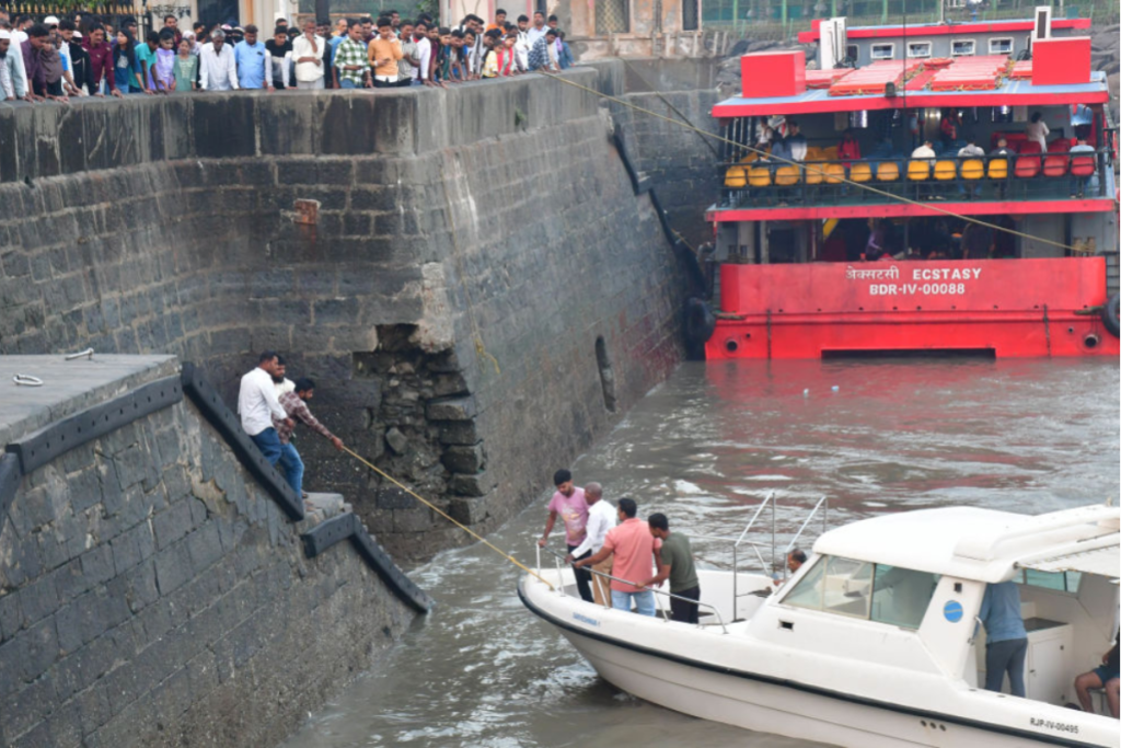 at-least-13-dead-after-navy-speedboat-crashes-into-passenger-ferry