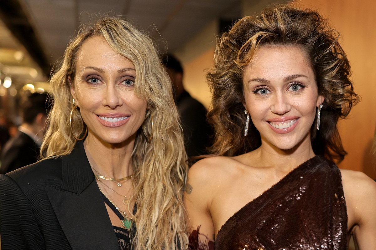 miley-cyrus-calls-out-mother-in-new-interview-blames-her-for-2009-controversy