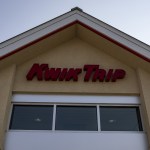 gas-station-customer-stabs-employee-43-times
