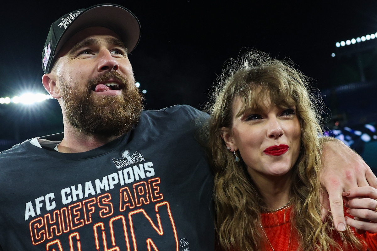 taylor-swift-and-travis-kelce-celebrate-mothers-day-in-philadelphia